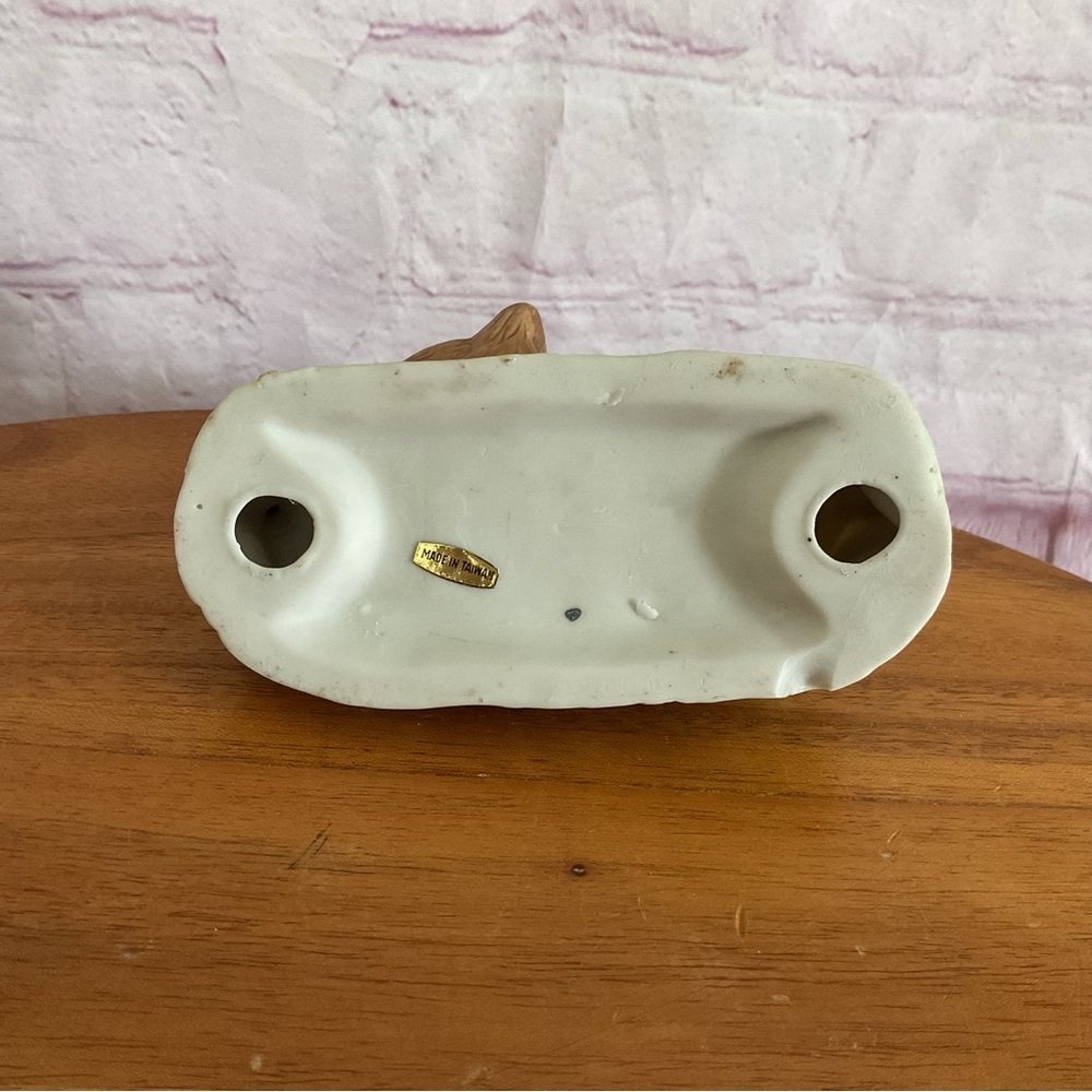 Vintage Two Birds in a Nest Salt and Pepper Shakers - Picture 7 of 7